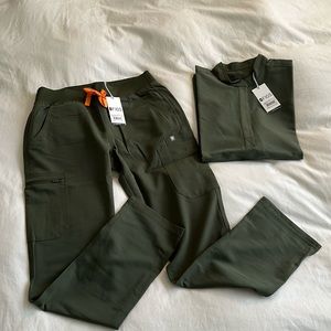 FIGS Scrub Set (Moss)